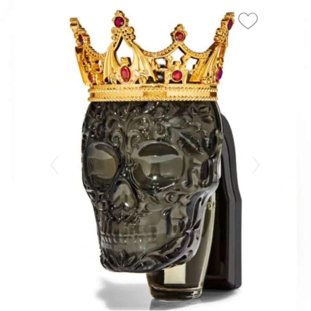 Bath and Body Works Skull with Crown Wallflower Plug & Nightlight NWT